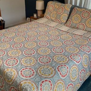 Threshold Medallion Print Quilt and Shams
